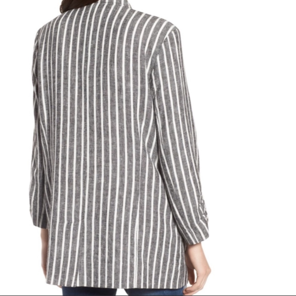 BP. Cinched Sleeve Blazer - Picture 2 of 4